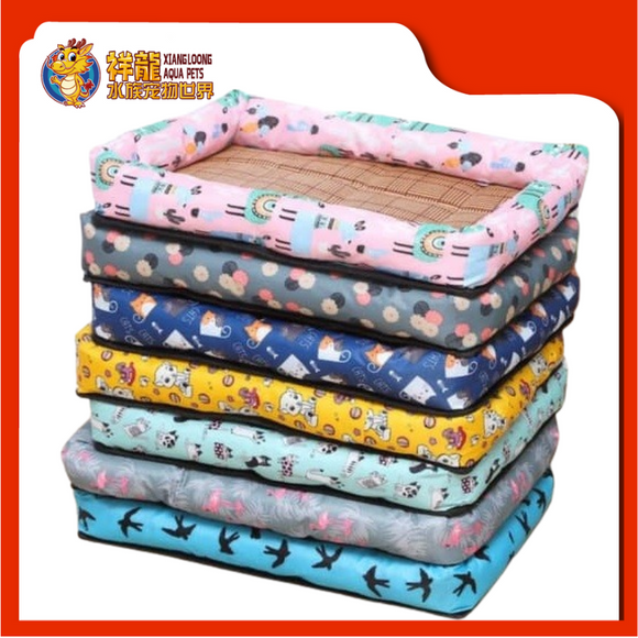 CUSHION SQUARE {XL} 66CMX53CM