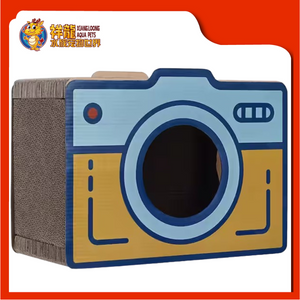 CAT SCRATCHER [C-087] (CAMERA)